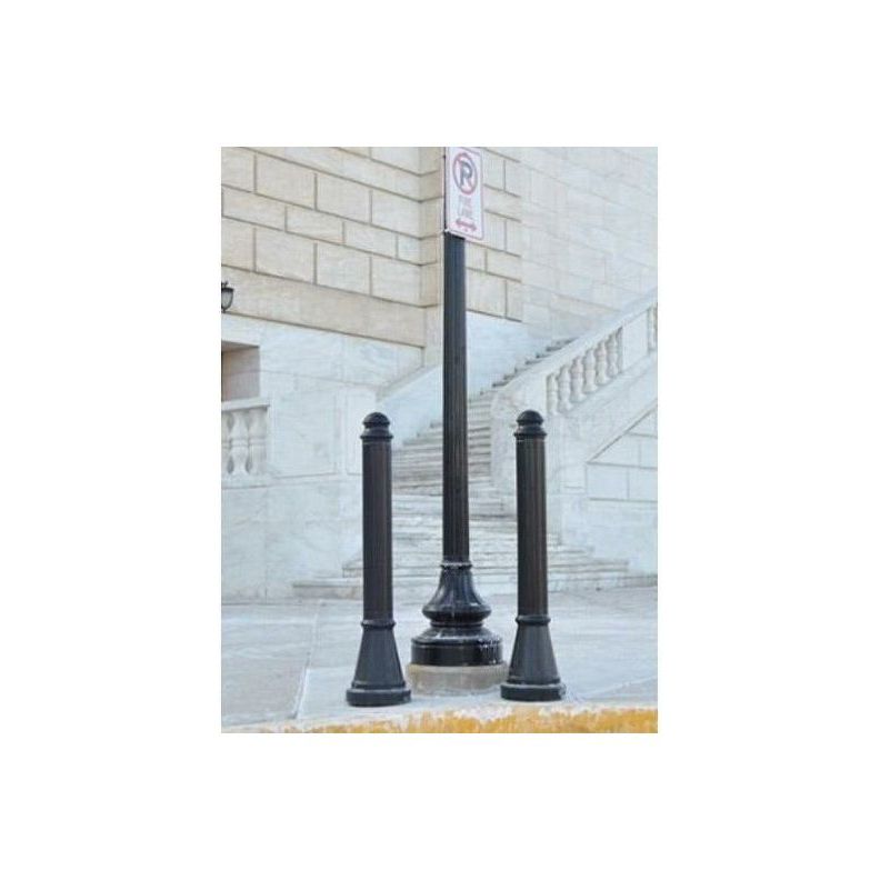 Paramount - Bollard Canada
